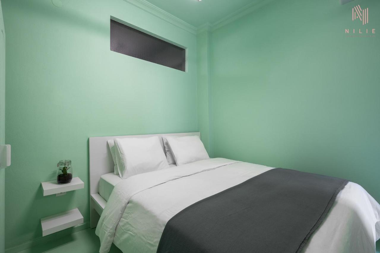 Colorful, Nilie Hospitality Mgmt Apartment Солун Екстериор снимка