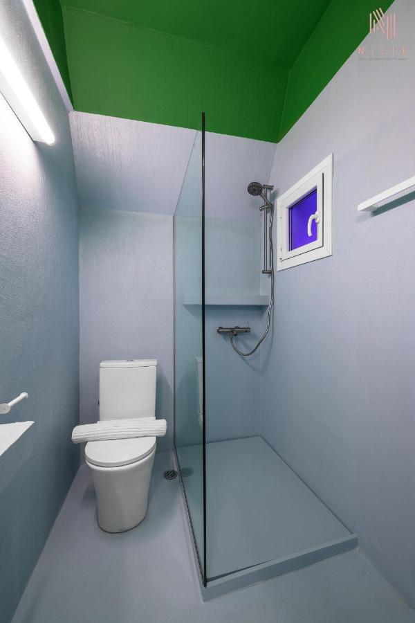 Colorful, Nilie Hospitality Mgmt Apartment Солун Екстериор снимка