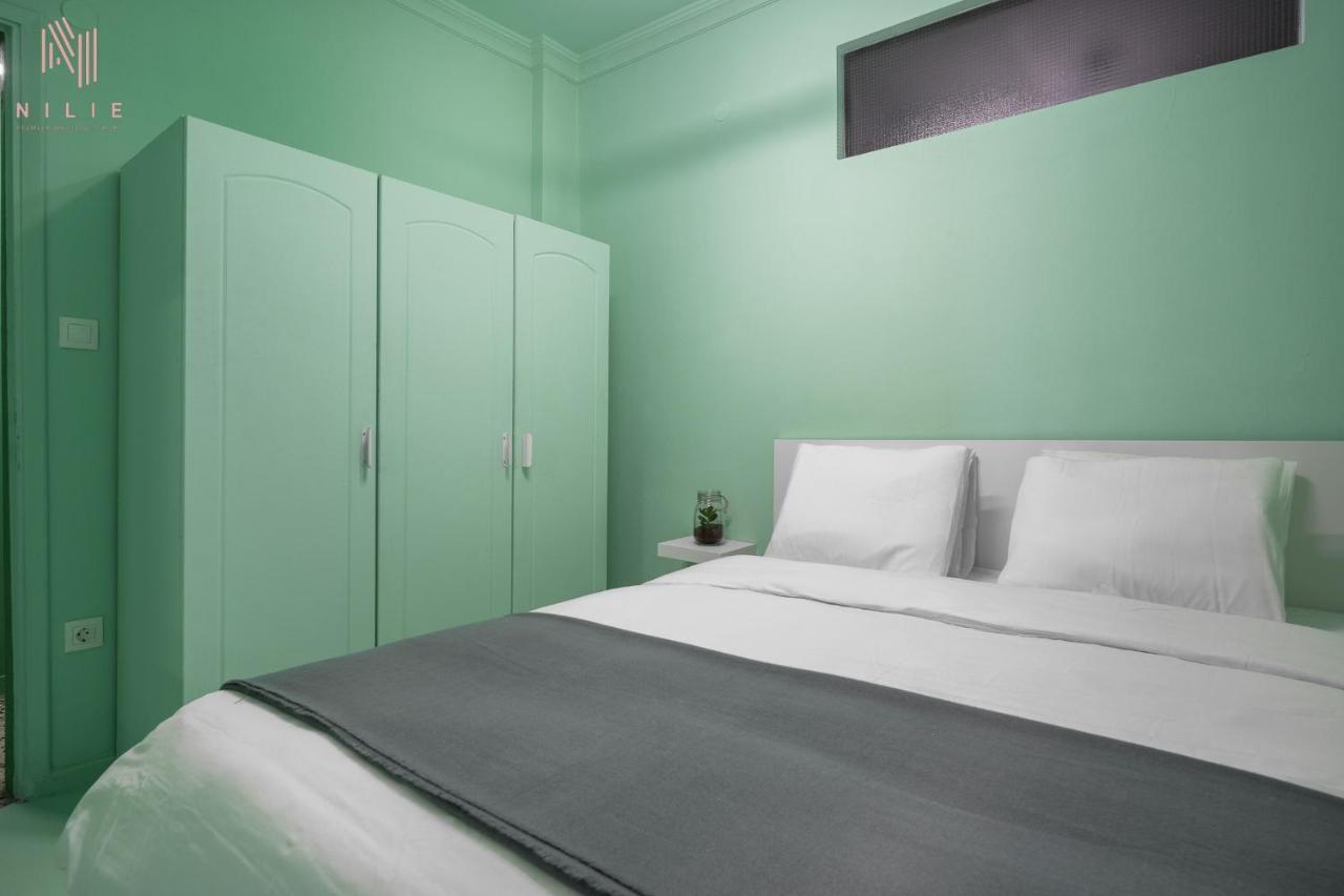 Colorful, Nilie Hospitality Mgmt Apartment Солун Екстериор снимка